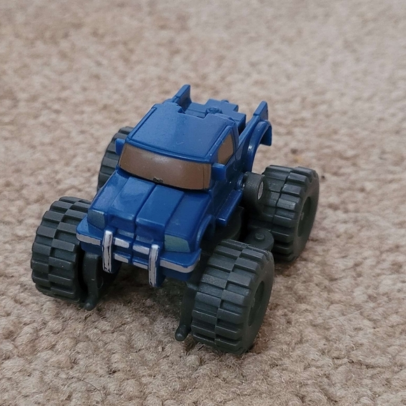 Wheelie Transformer - Picture 2 of 2